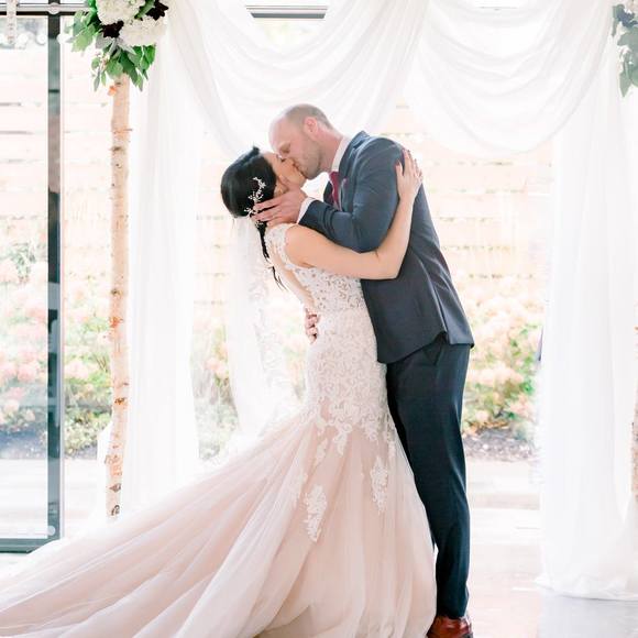 Meet your Posher, Sam - Picture 1 of 1